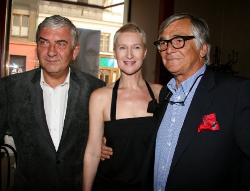 Jumaroro novel launch in Prague. Miroslav Donutil, Sylva Lauerová a Jiří Bartoška. Photo archive