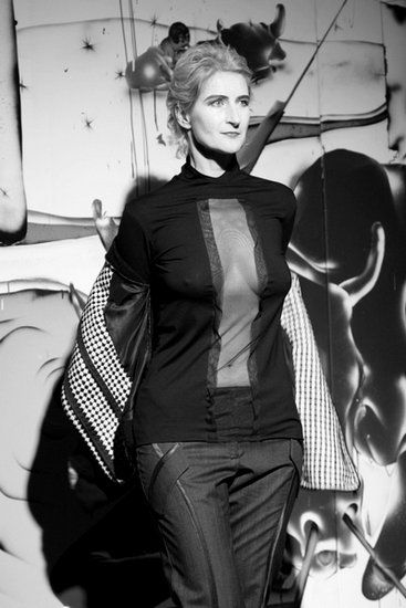 Designblok '09 - IMPERSONED - Sylva Lauerová a model první v černobílé