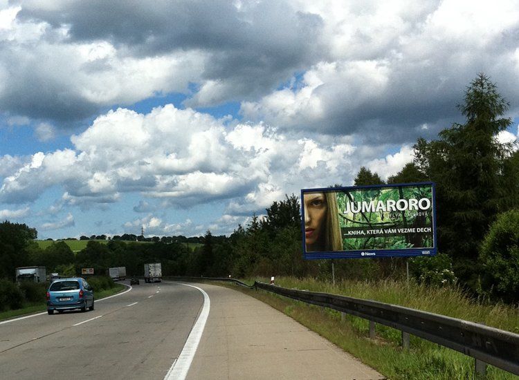 Sylva Lauerova: Jumaroro - media campaign - billboard at the D1 highway