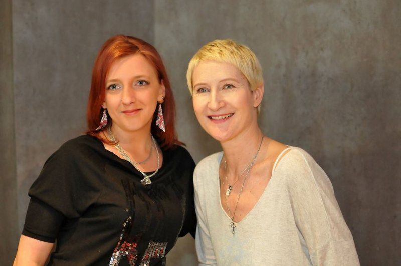 Sylva Lauerová and Wendy Havelková; Photo by Lukáš Ston